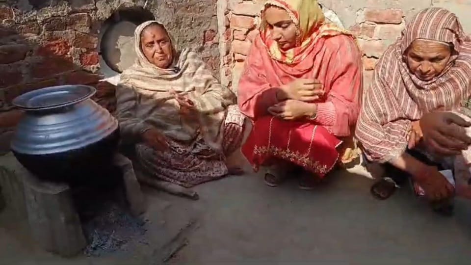 Villagers go on hunger strike in farmer leader Jagjit singh Dallewal village Dallewala Faridkot
