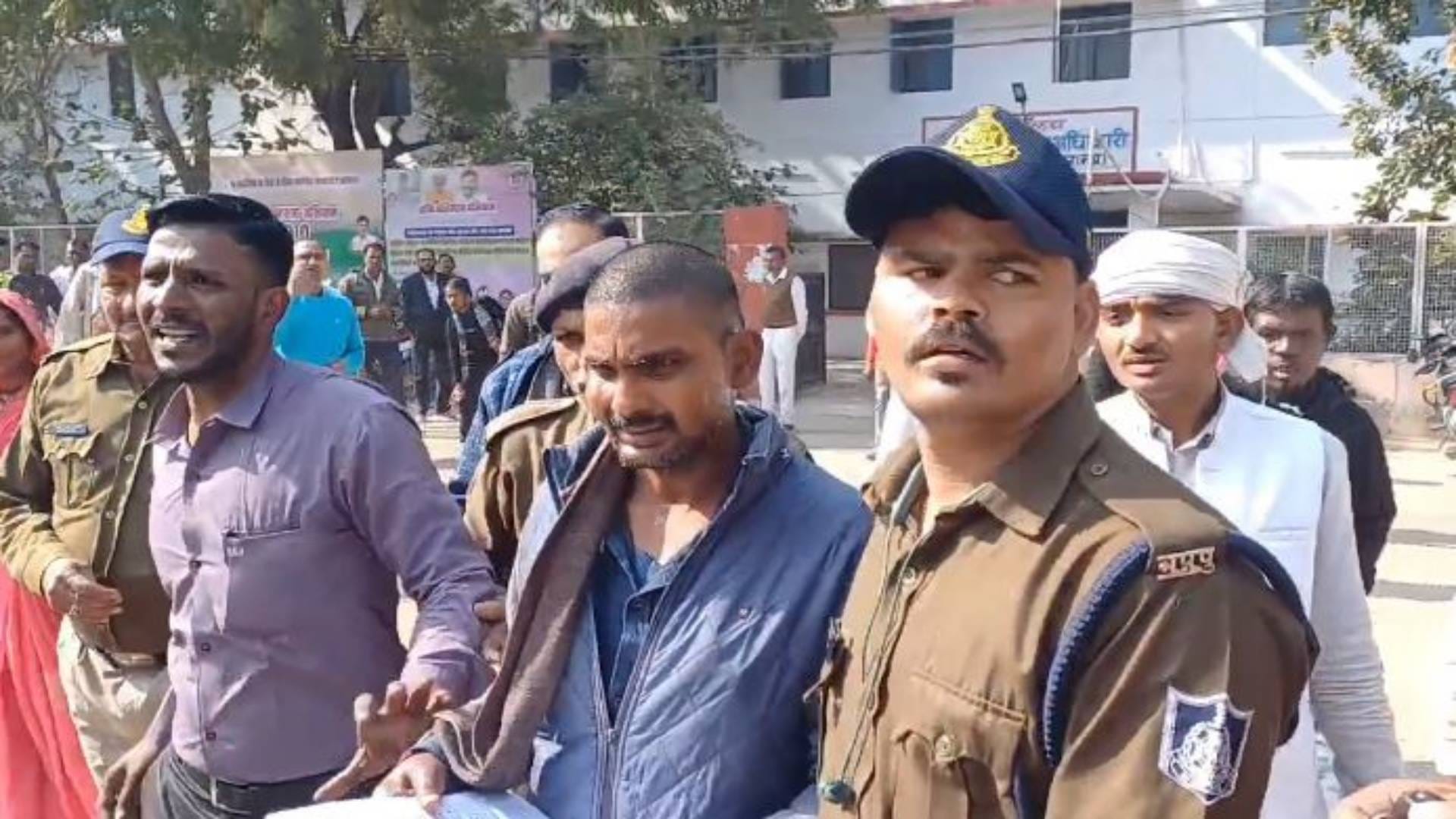 Chhatarpur Attempt of self-immolation in public hearing youth alleged of not getting justice