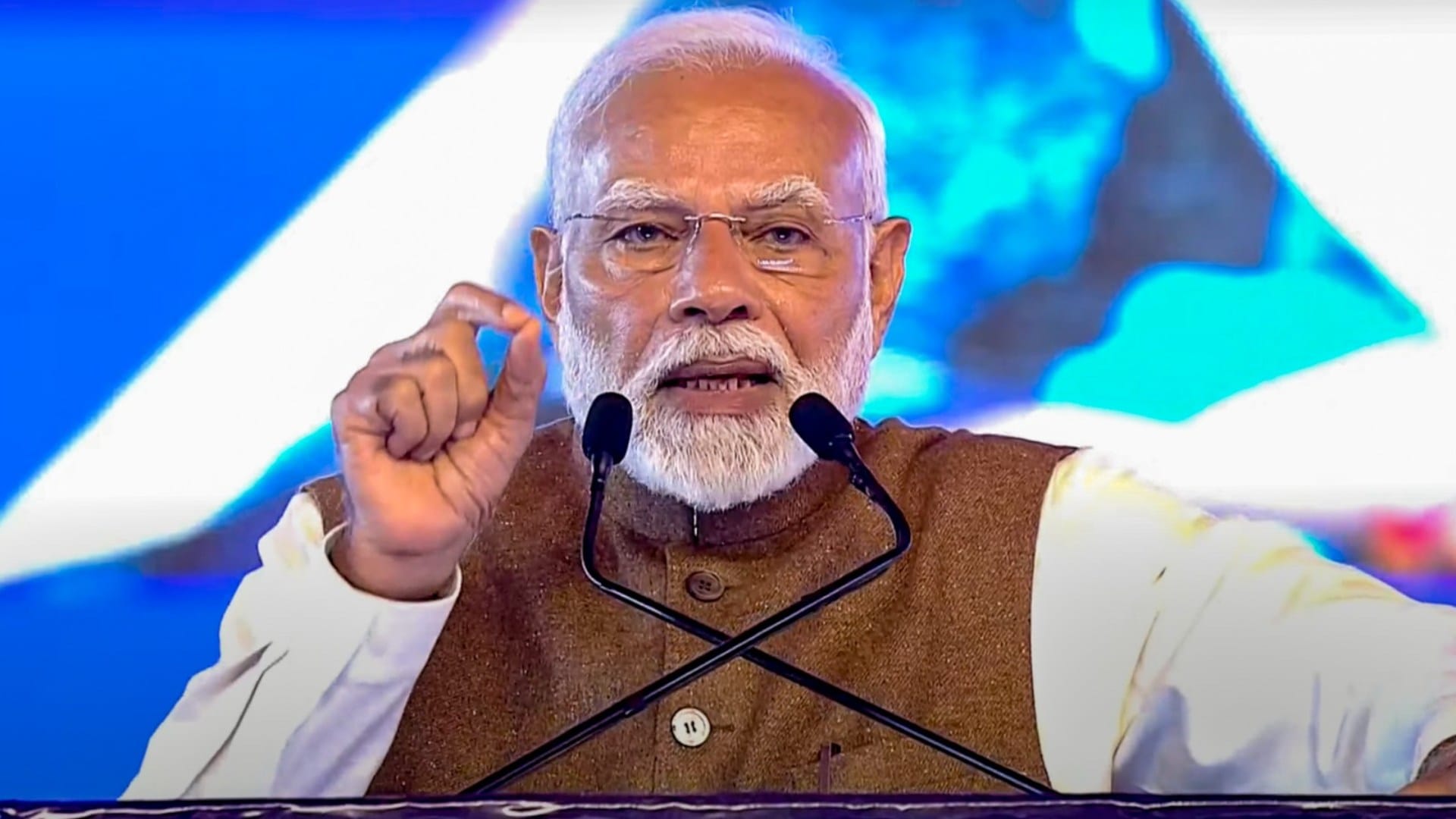 Rojgar Mela Updates: PM Modi hand over appointment letters to 71000 youth Know all about it