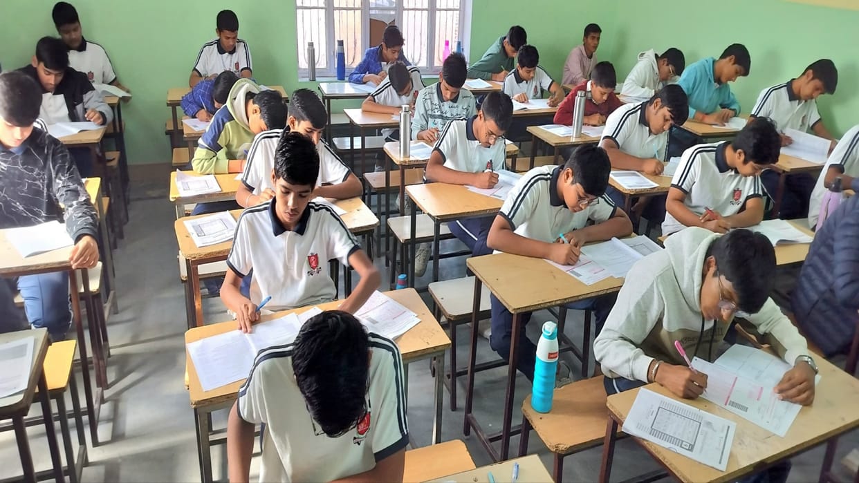 Kekri News: 6540 students will give half yearly examination without studying, books of two subjects not found