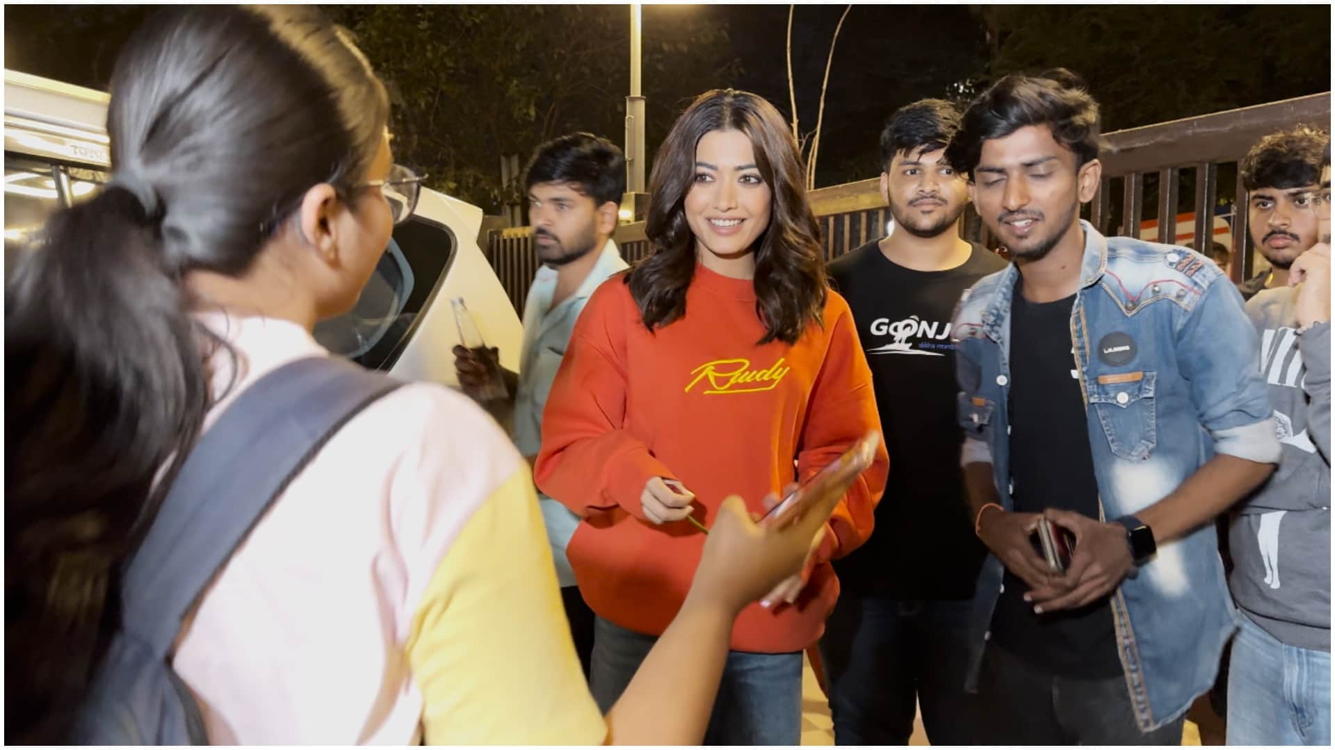 Pushpa 2 actress rashmika mandanna spotted at juhu to promote film after release