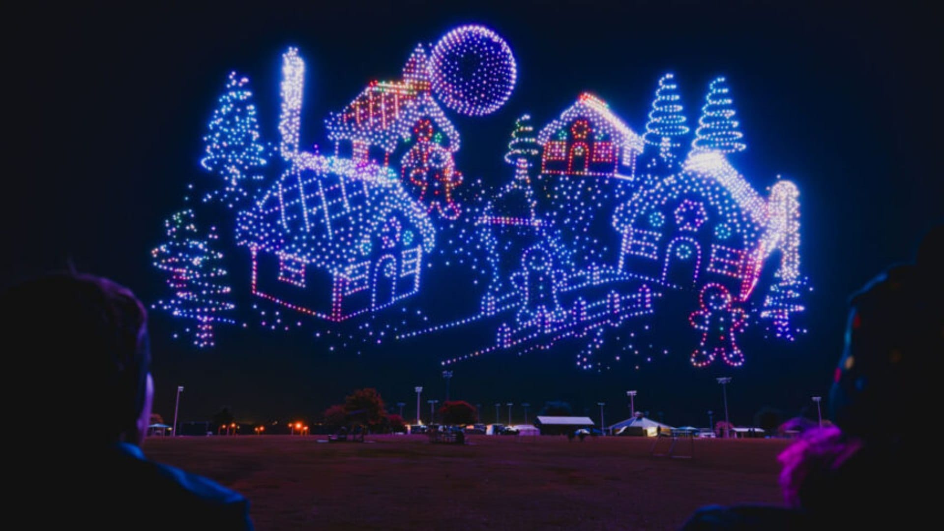 Christmas 2024 santa claus largest drone shows involving 5000 uavs over a field in america ahead of christmas