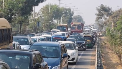 Himachal Pradesh Governor fleet met with an accident in Lucknow Many people were injured