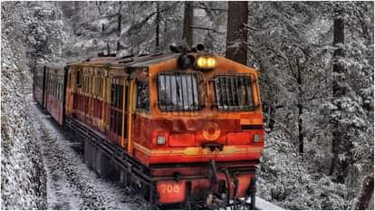 पहाड़ों की सैर: कालका-शिमला ट्रैक पर दौड़ेगी नई ट्रेन, रेल मंत्री ने X पर दी जानकारी, पैनेरमिक कोच में ये सब Panoramic coach train will run on Kalka Shimla heritage track Railway Minister inform on X