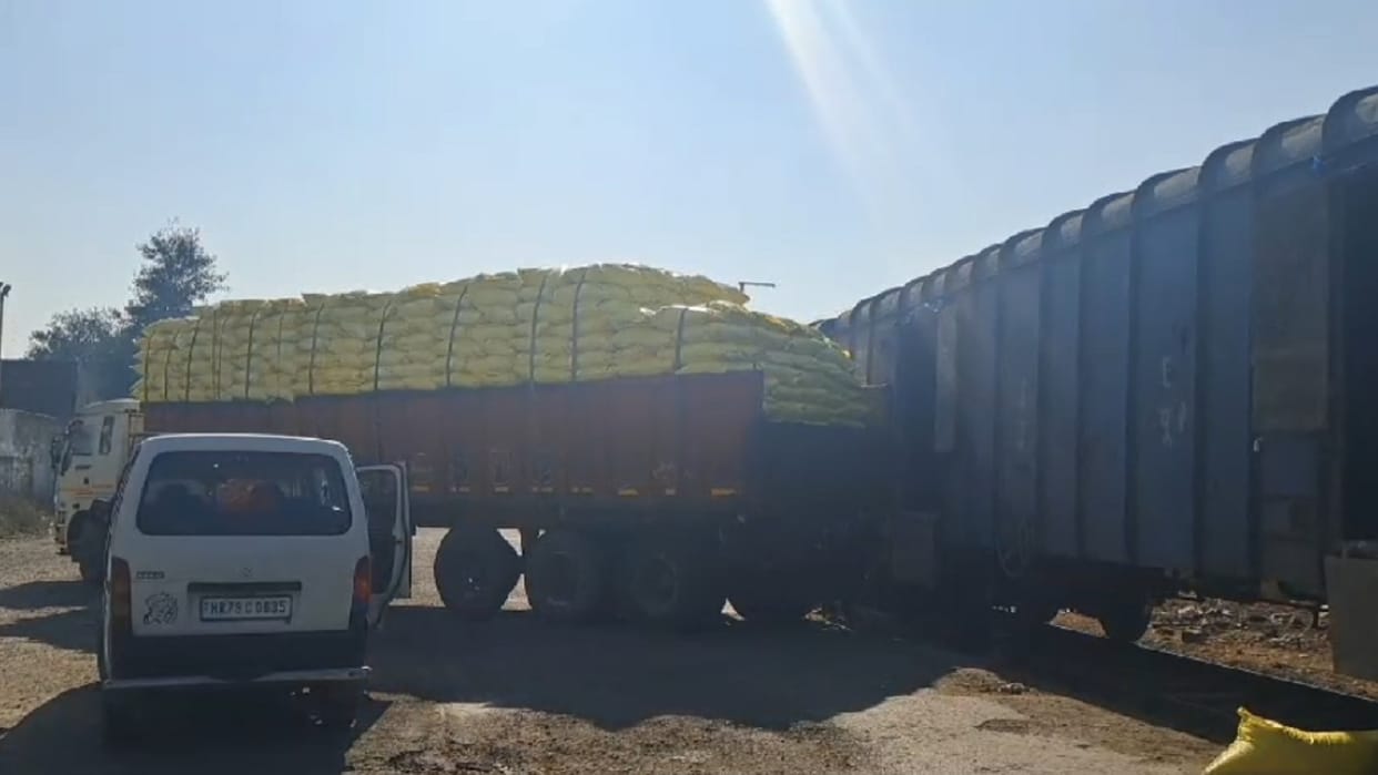 2700 MT urea fertilizer rack installed at Sonipat station, there will be no shortage