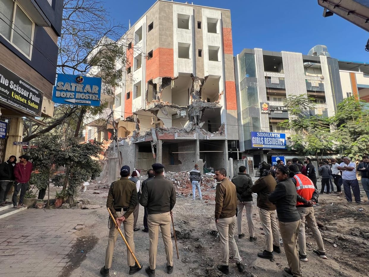 Indore News: Four hostels were being built in residential area in Indore, the corporation demolished them.