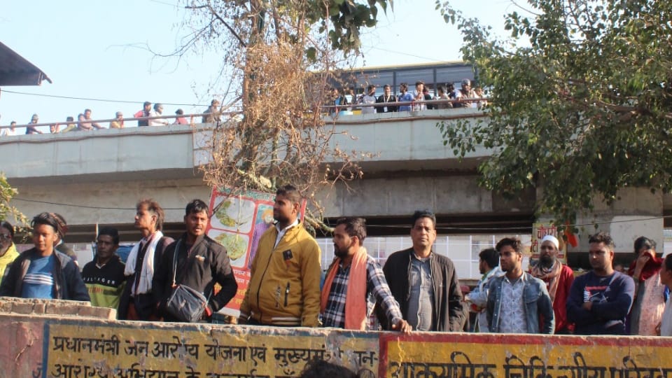 Hathras Accident 20 passengers were packed in vehicle with a capacity of eight Big revelation by eyewitnesses