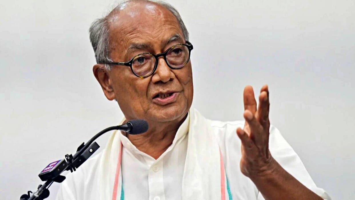 aap arvind kejriwal digvijay singh jitu yadav congress bjp