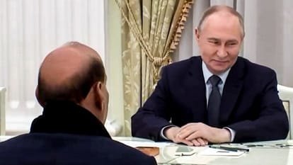 russia india defense ministers meeting strengthening bilateral relations