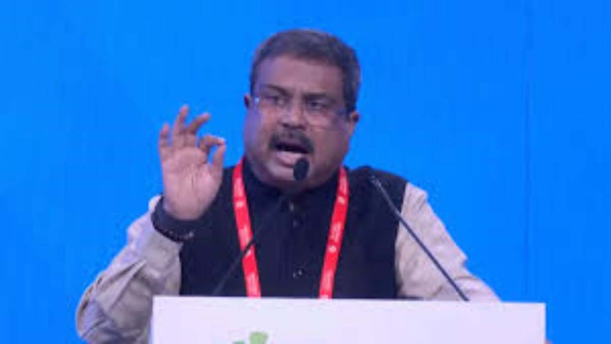 Rajasthan: Investment summit concluded today, Dharmendra Pradhan said CM crossed the boundary in first year