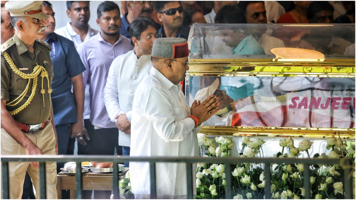 Last rites of SM Krishna today passed away yesterday know all about him in hindi