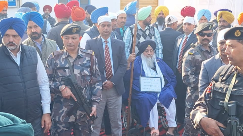 Sukhbir Badal completes religious punishment bow his head at Akal Takht terrorist Chauda hid weapons in UP