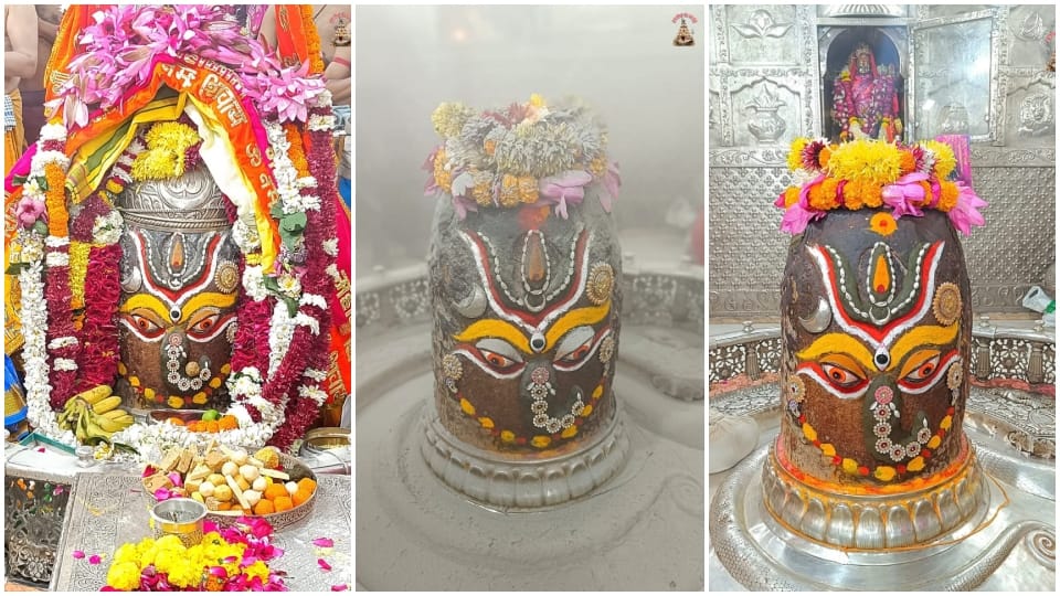 Baba Mahakal dressed in the form of Shri Ganesha in Bhasma Aarti