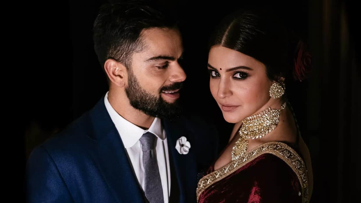 Anushka Sharma Does not Take Virat Kohli Hand While Exiting Car Video Went Viral