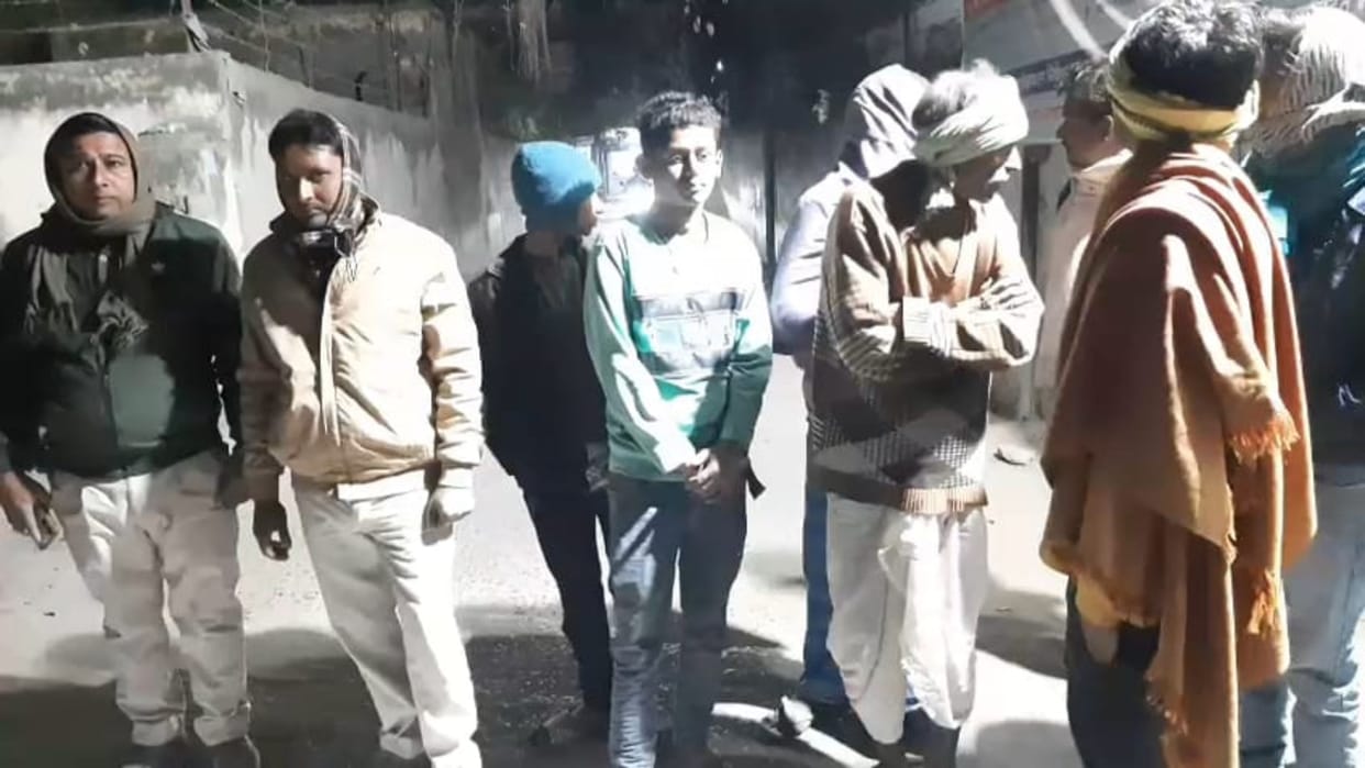 Bihar News : Uproar after Woman died brother-in-law's wedding procession vaishali bihar police wedding news