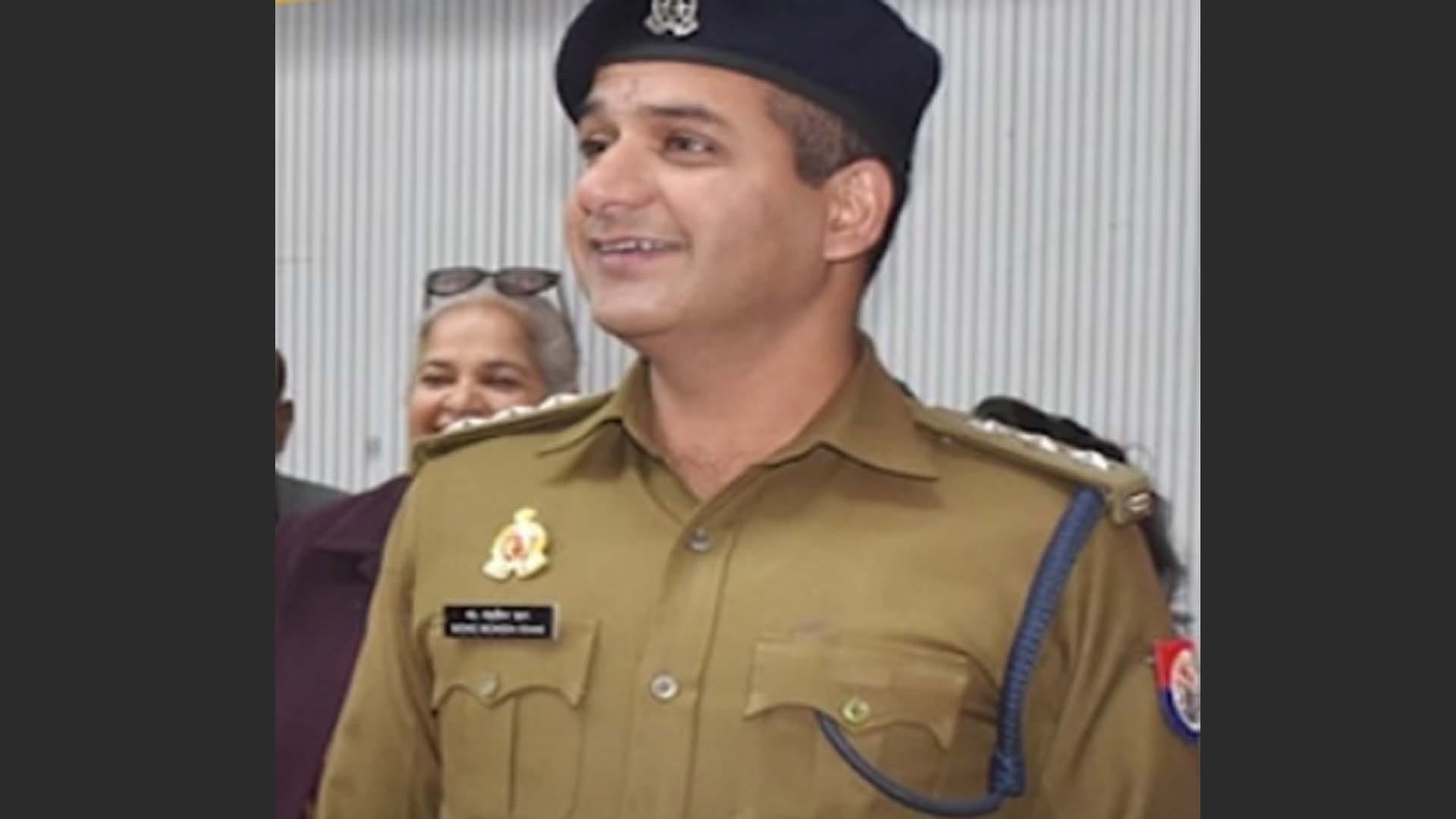 UP PPS Mohsin khan Story victim student had paid fees for ACP Mohsin khan PhD at IIT