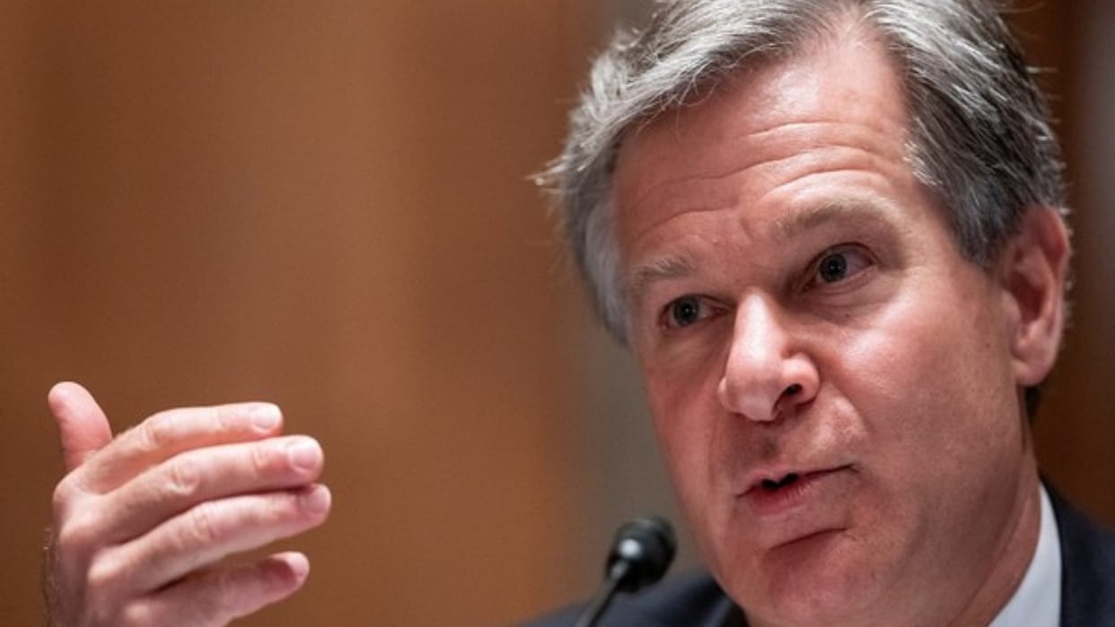 FBI director christopher wray announce resign before donald trump takes office