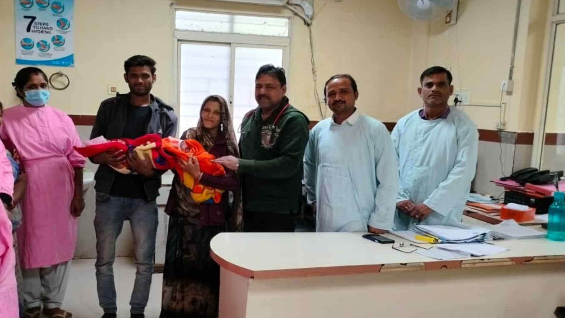 जुड़वा नवजात भाई बहन को मिली नई जिंदगी