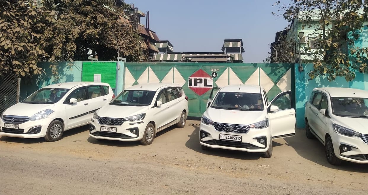 Hardoi Raid Income Tax and GST raid on factory half a dozen officers busy in searching records