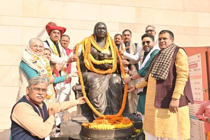Uday Raje ninth generation of Ahilyabai said Lokmata had renovated temples with Stridhan