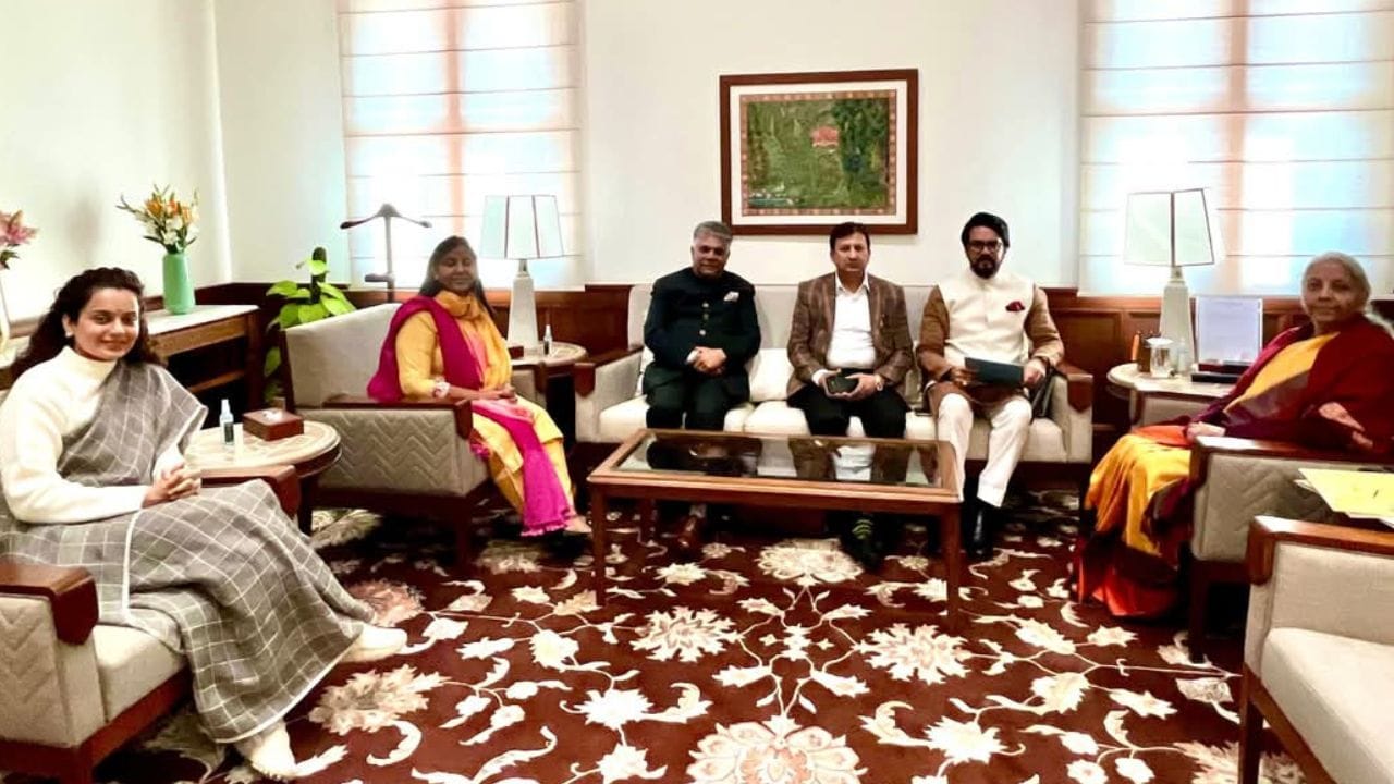Himachal BJP MPs demanded 900 crores from Finance Minister met him in New Delhi today