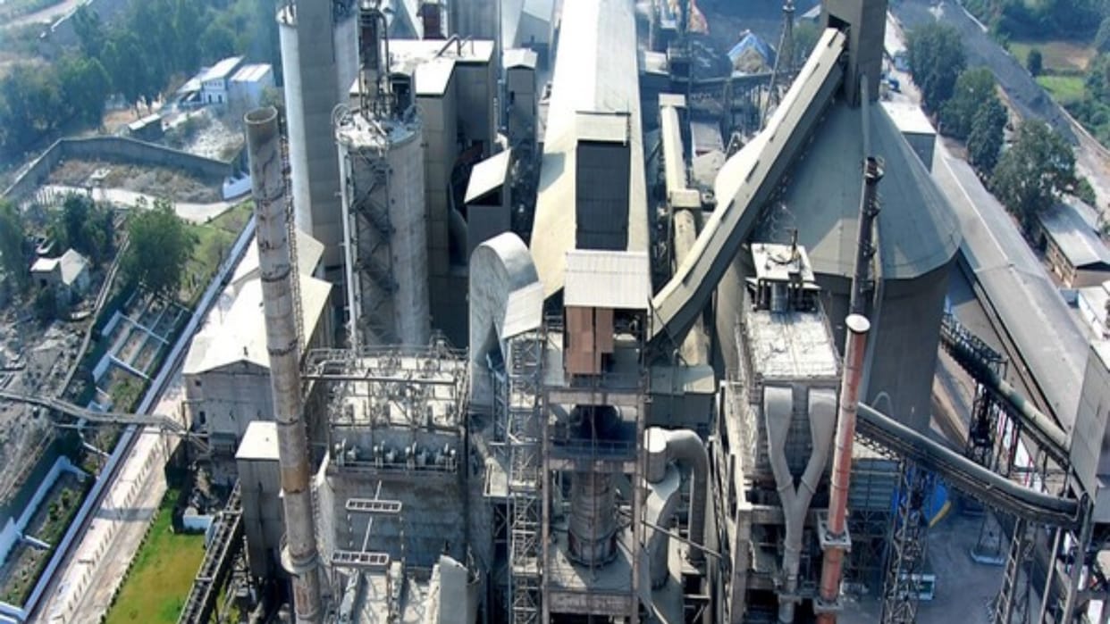 Maharashtra: Over 30 students affected after exposure to fumes from tank at JSW plant