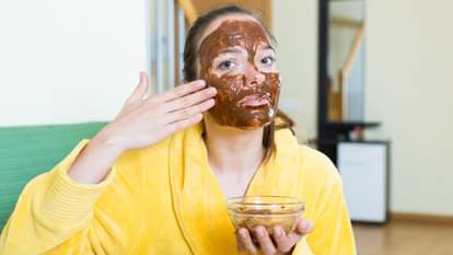 मानसून में तीन चीजें स्किन के लिए नुकसानदायक