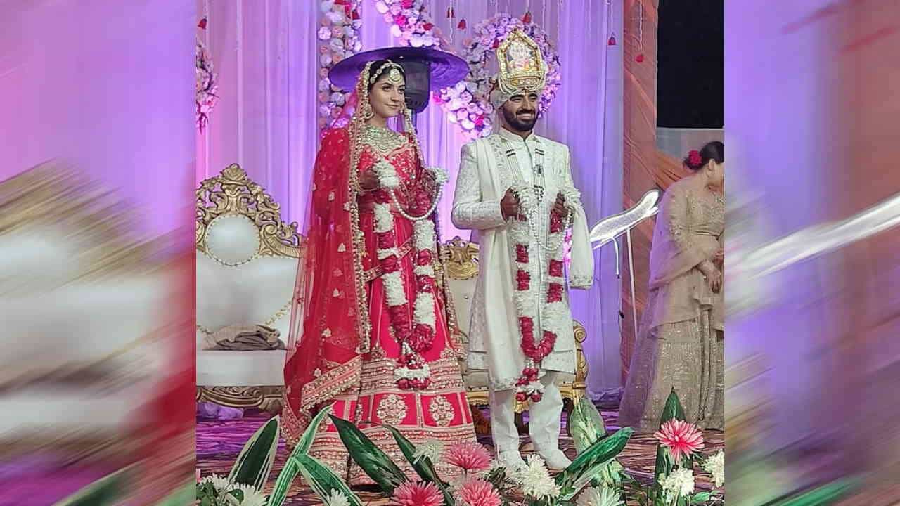 Unique wedding poor children became baraatis warm clothes were given as gifts Karanprayag Chamoli Uttarakhand