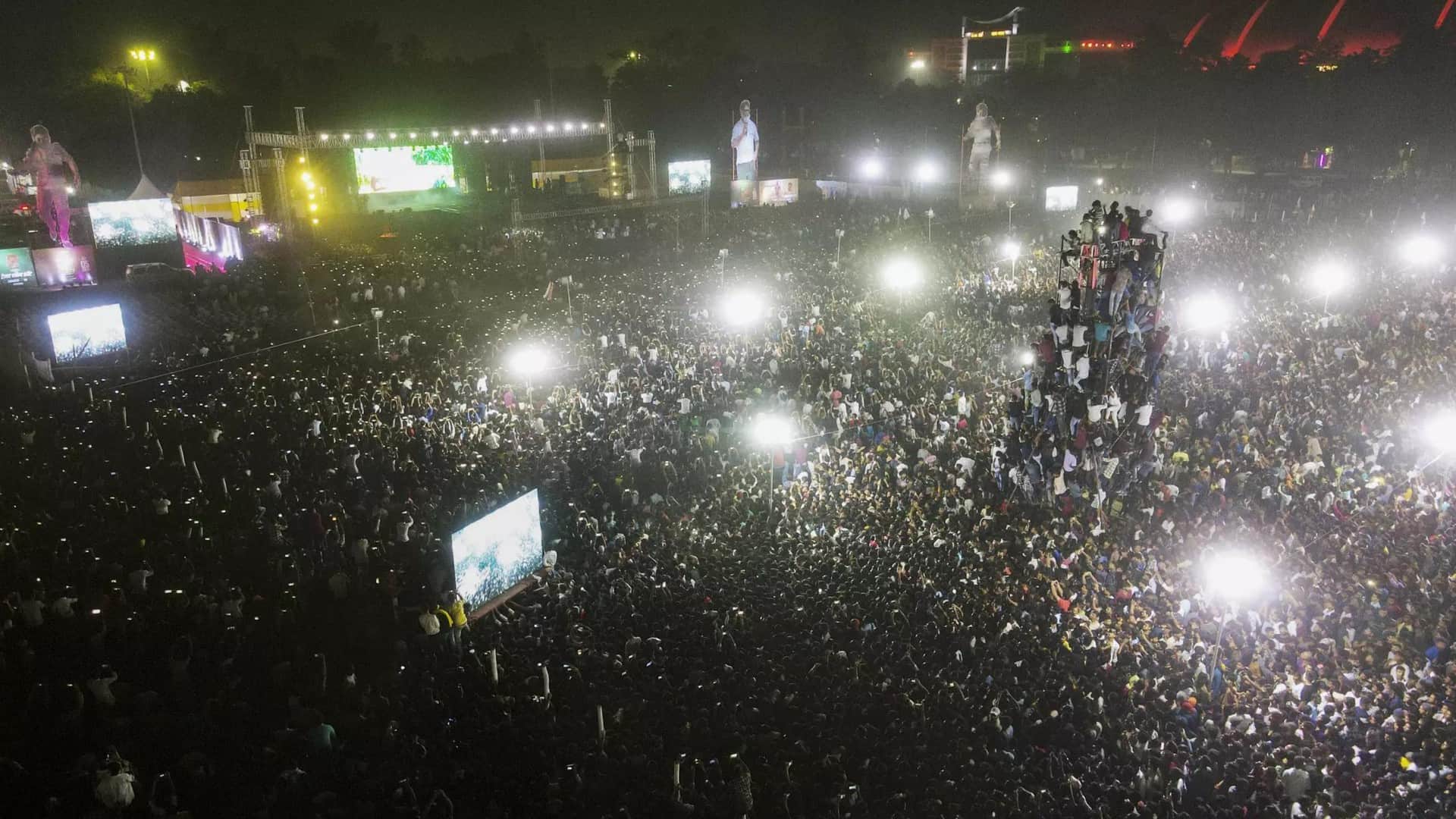 Prashant Kishor and Allu Arjun meeting in Delhi after patna Event effect in Hyderabad and mumbai