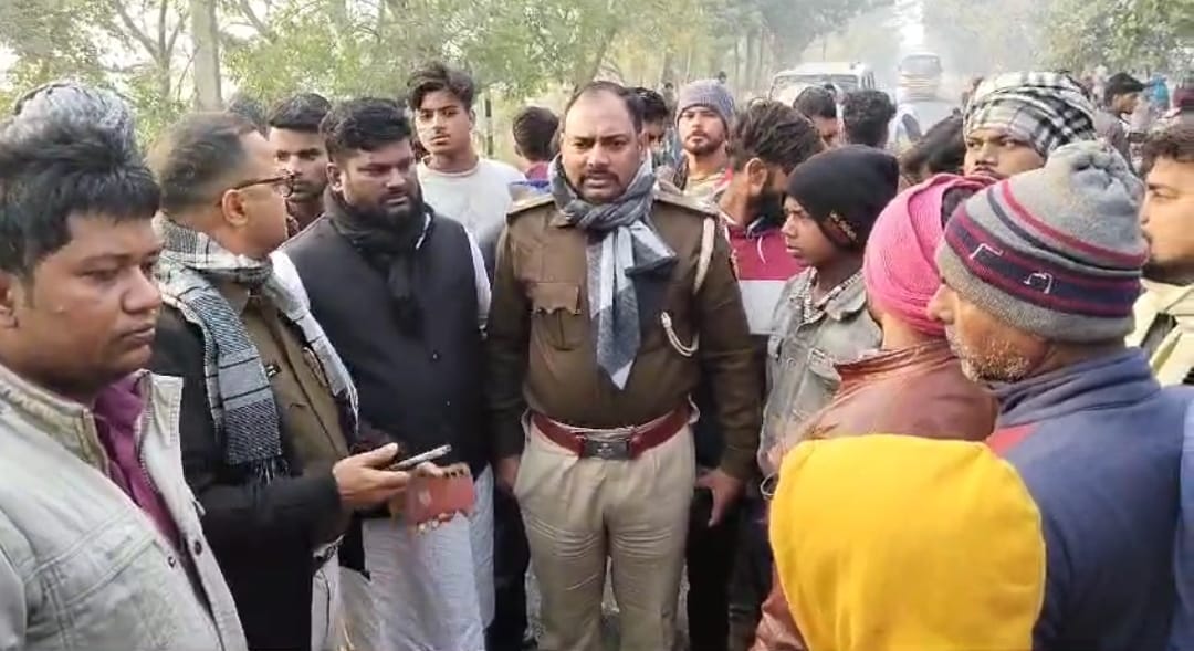 बिहार समाचार: सीवान में सड़क दुर्घटना में छात्र की मौत, 10 घायल; स्कॉर्पियो और टेंपो में टक्कर