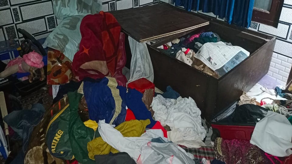 Thieves stole from the house of two sisters in rudrapur