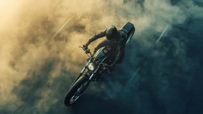 Riding a Bike in Dense Fog? Follow These 5 Safety Tips to Avoid Accidents