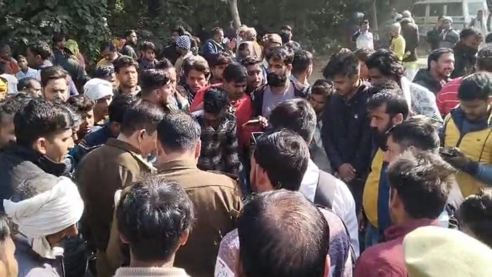 Skeletons of cows found in Mathura Cow devotees blocked Mathura-Vrindavan road Police lathicharged