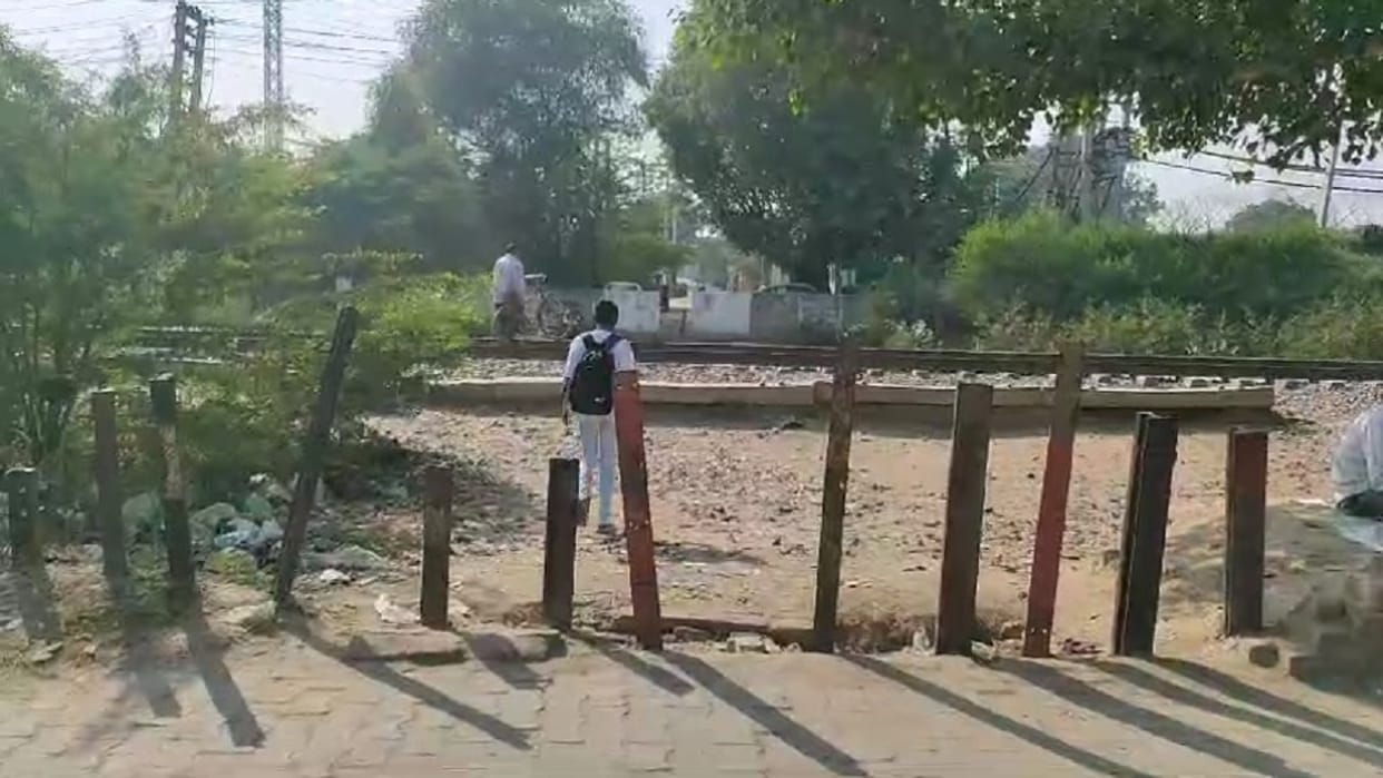 traffic will become easier If Surya Nagar residents get another underpass in Hisar