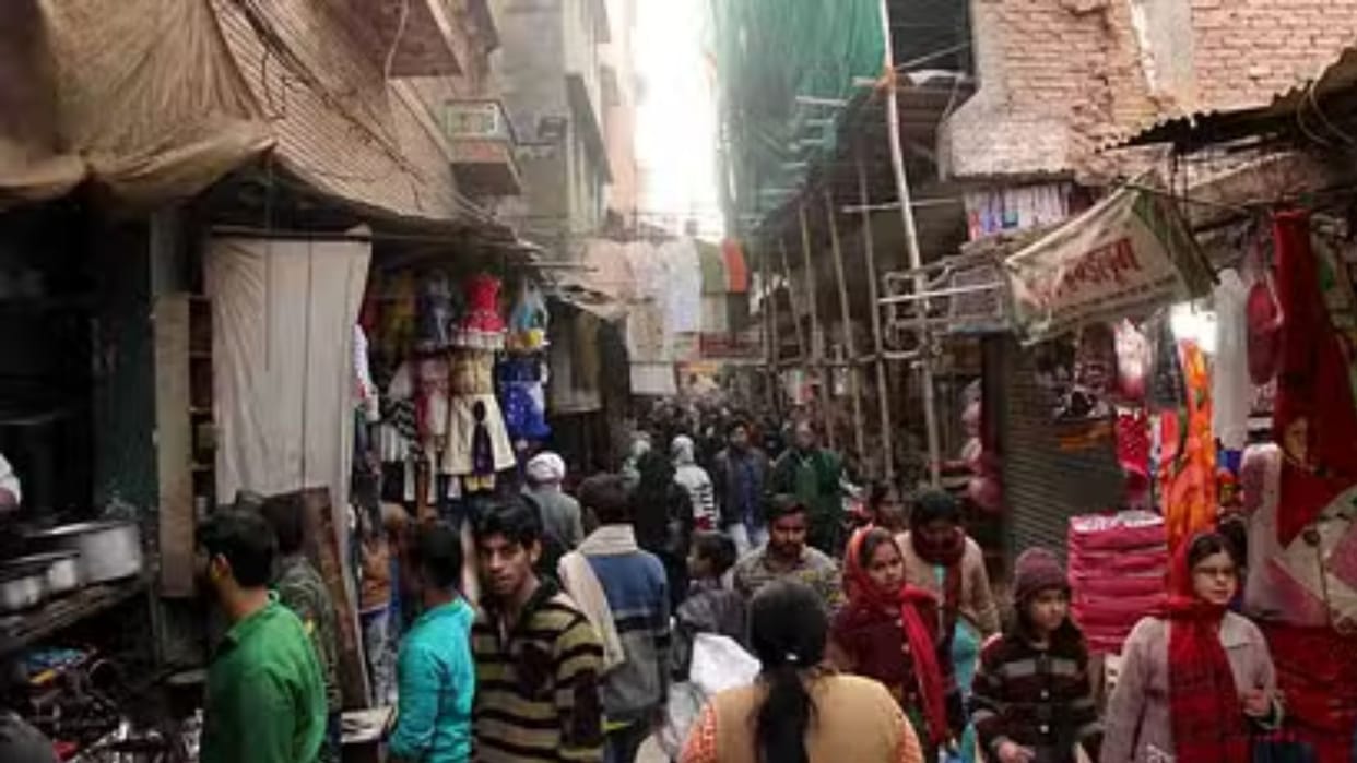 Dalmandi to Chowk road will be widened on instructions of CM Yogi Adityanath