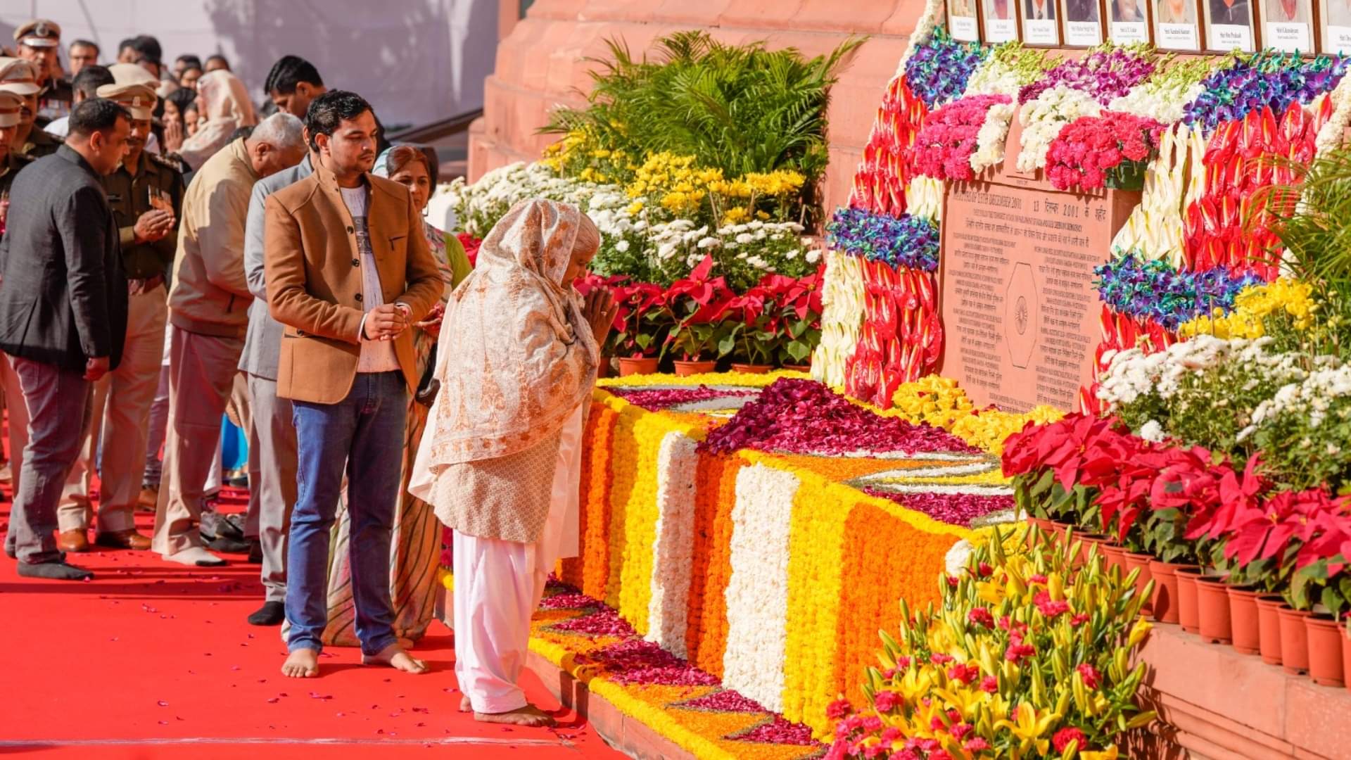 Parliament Attack President Droupadi Murmu PM Modi and other leaders paid tribute photos