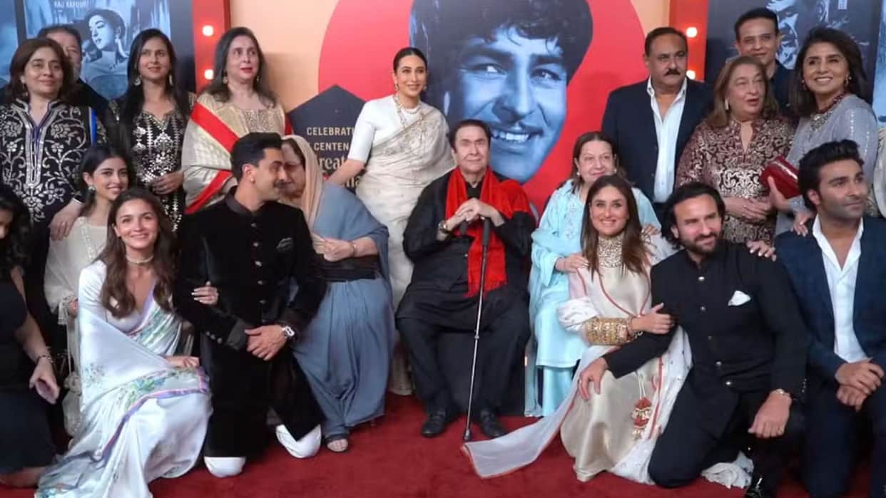 Raj Kapoor 100th Birthday Ranbir alia kareena karisma family Unites for Showman Grand Celebration In Mumbai