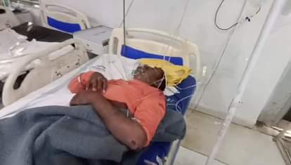 अस्पताल में भर्ती घायल आकाश जाट