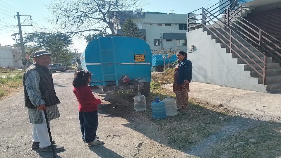 35 thousand people did not get water due to eight tube wells being stalled in haldwani