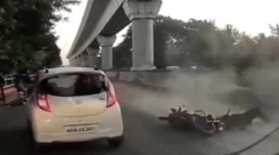 Indore News high-speed bike rider collided with a pile of mud and got injured