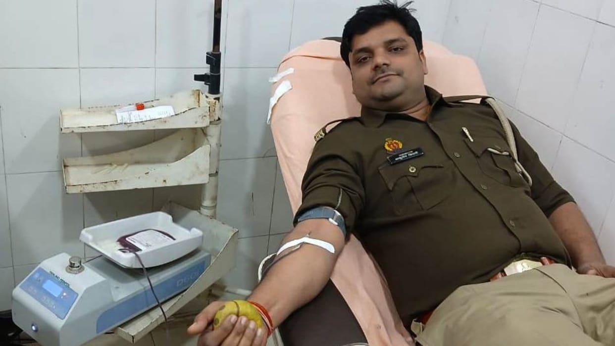Police saved life widow in azamgarh misdeed everyone shocked about illness 5 months pregnant