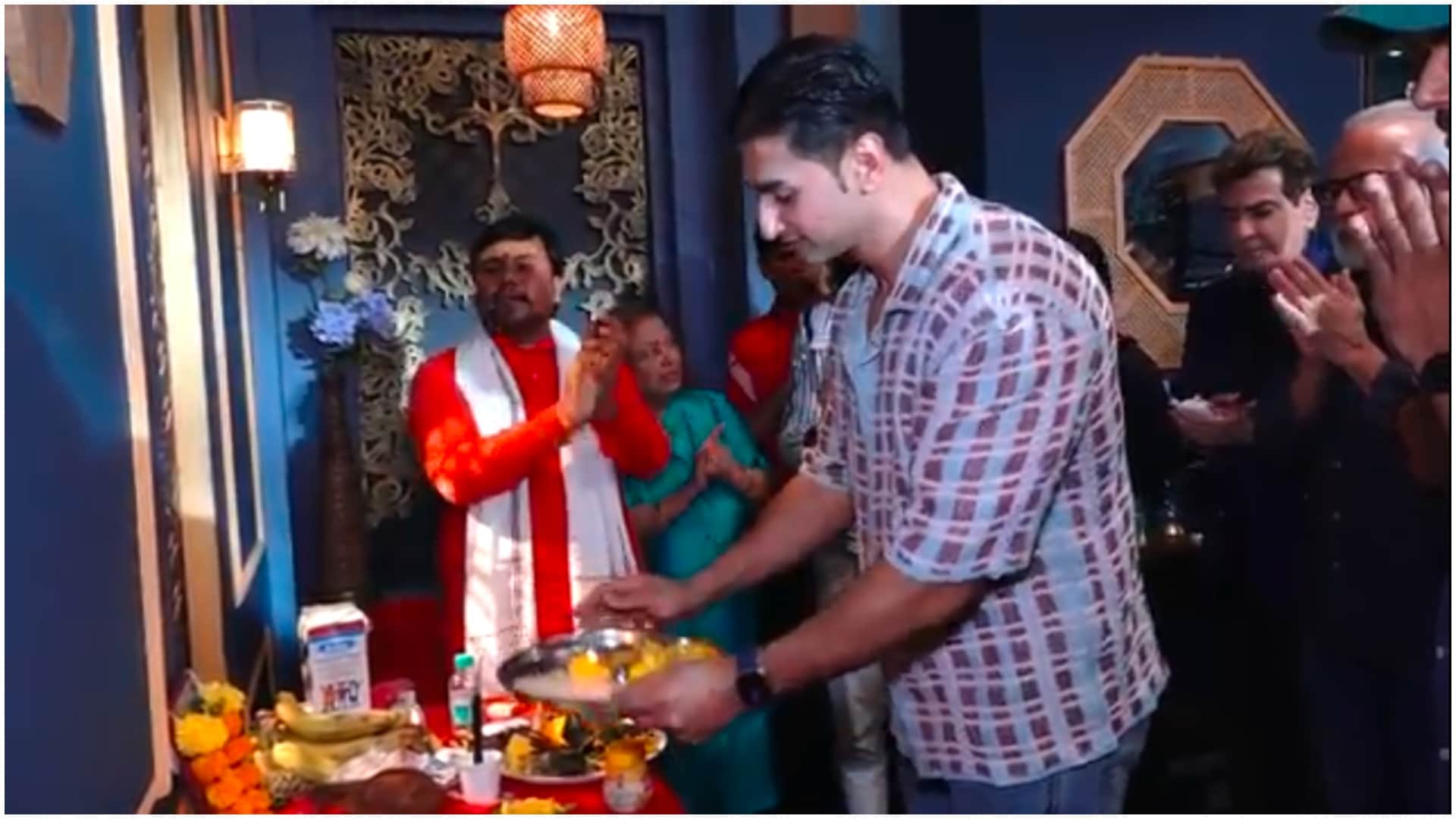 Masti 4 grand launch of film muhurat jeetendra kumar riteish deshmukh aftab shivdasani milap zaveri indra kuma