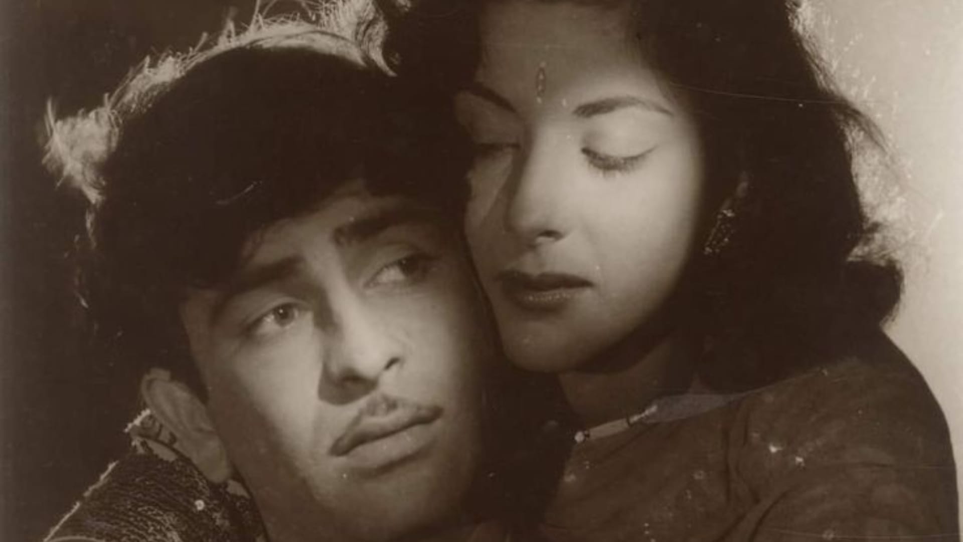 Raj Kapoor 100th Anniversary Russian Audience Love Film Awaara Become Superstar