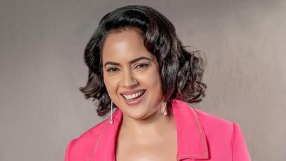 Sameera Reddy shares video With Her Musafir Co Star Sanjay Dutt says why to follw 2016 trend