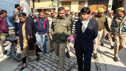 Sambhal violence: Electricity theft in SP MP's area, officers shocked to see equipment in mosque