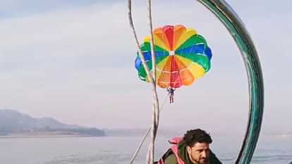 Himachal News The thrill of parasailing begins in Gobind Sagar Lake two minutes ride for two thousand rupees