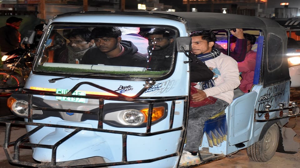 Three rides with driver in auto