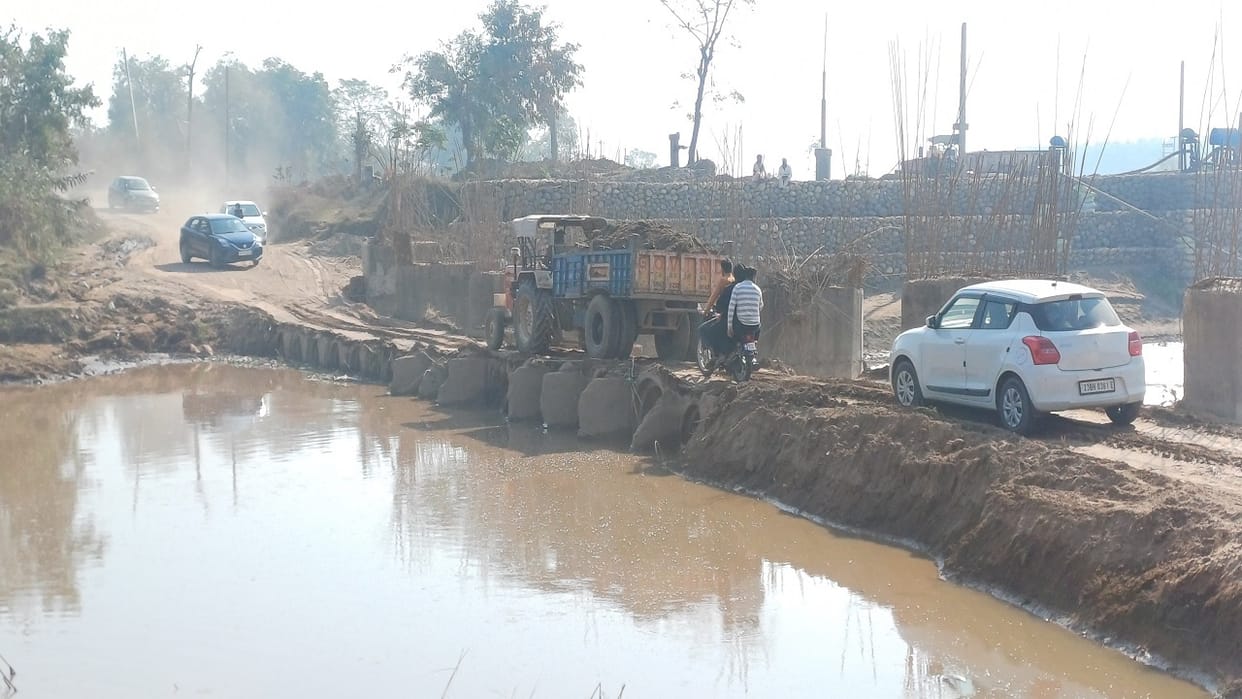 Farmers' Protest 2.0: Drivers going to Punjab risk their lives