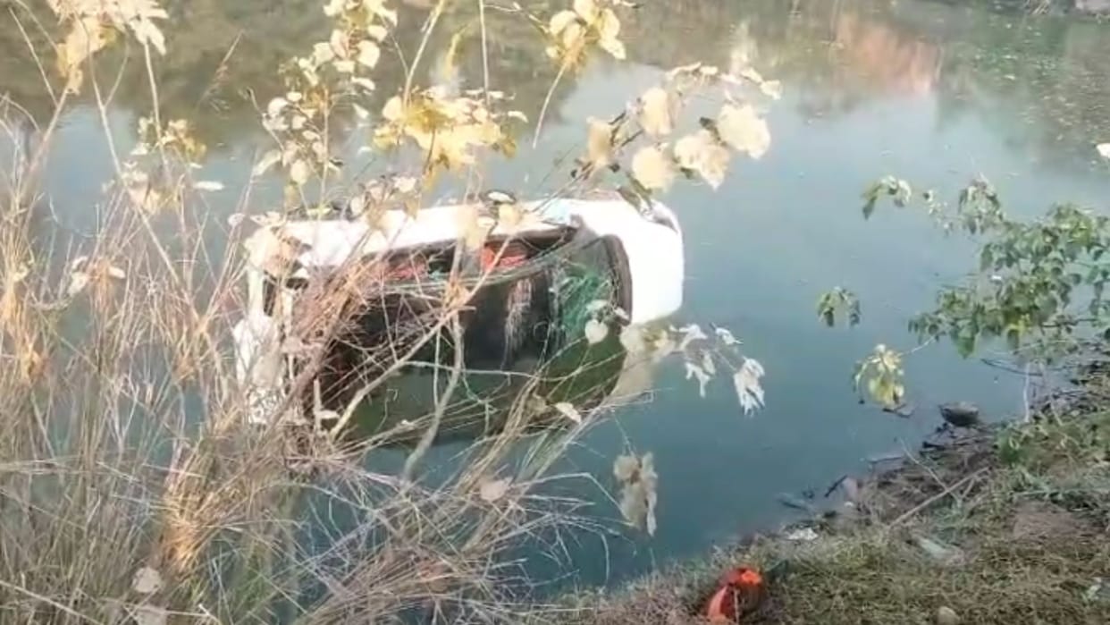 bride aunt died in road accident during wedding party in ballia