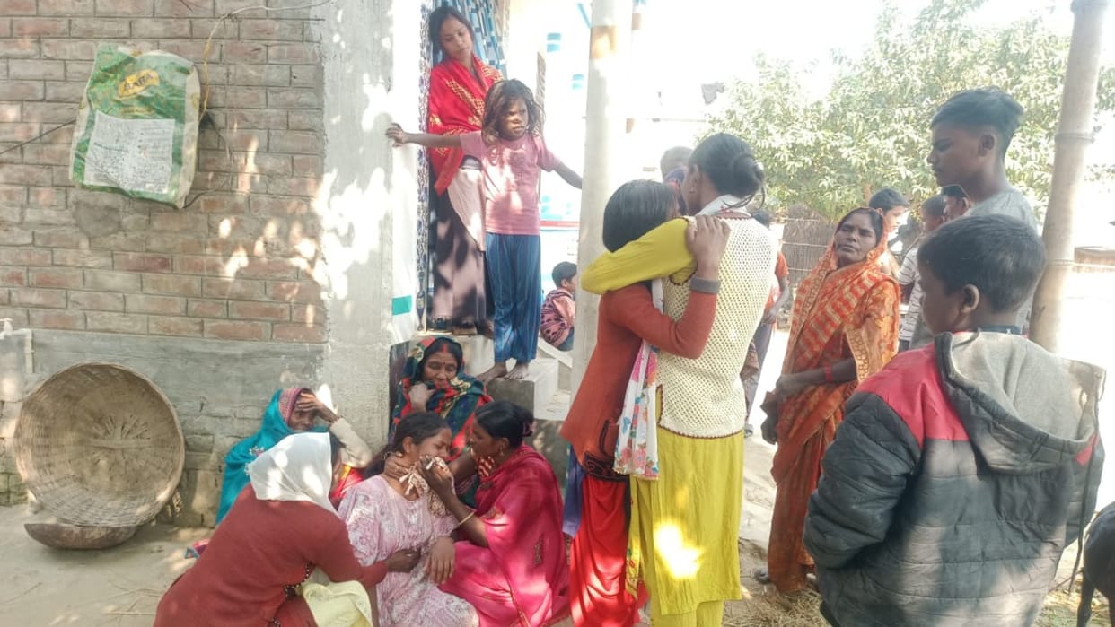 Gopaganj: Body of a person who had gone to his relative's house found in suspicious circumstances